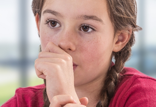 Older child sucking thumb before non nutritive habits